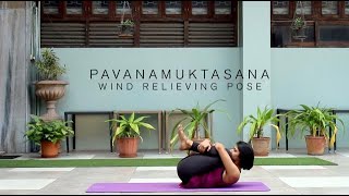 How to do Pavanamuktasana Wind relieving pose [upl. by Doralynn977]