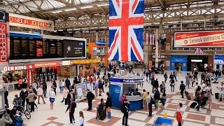 A Walk Through The London Victoria Station London England [upl. by Mirisola]