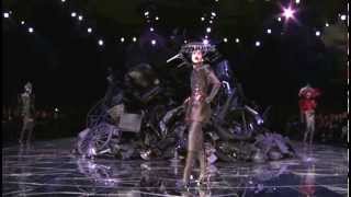 Alexander McQueen ➤ FallWinter 20092010 Full HD [upl. by Niatsirhc]