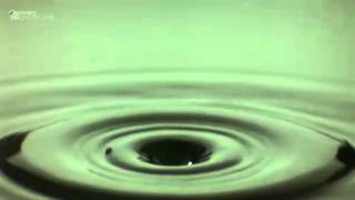 Goutte deau en slow motion [upl. by Vastha310]